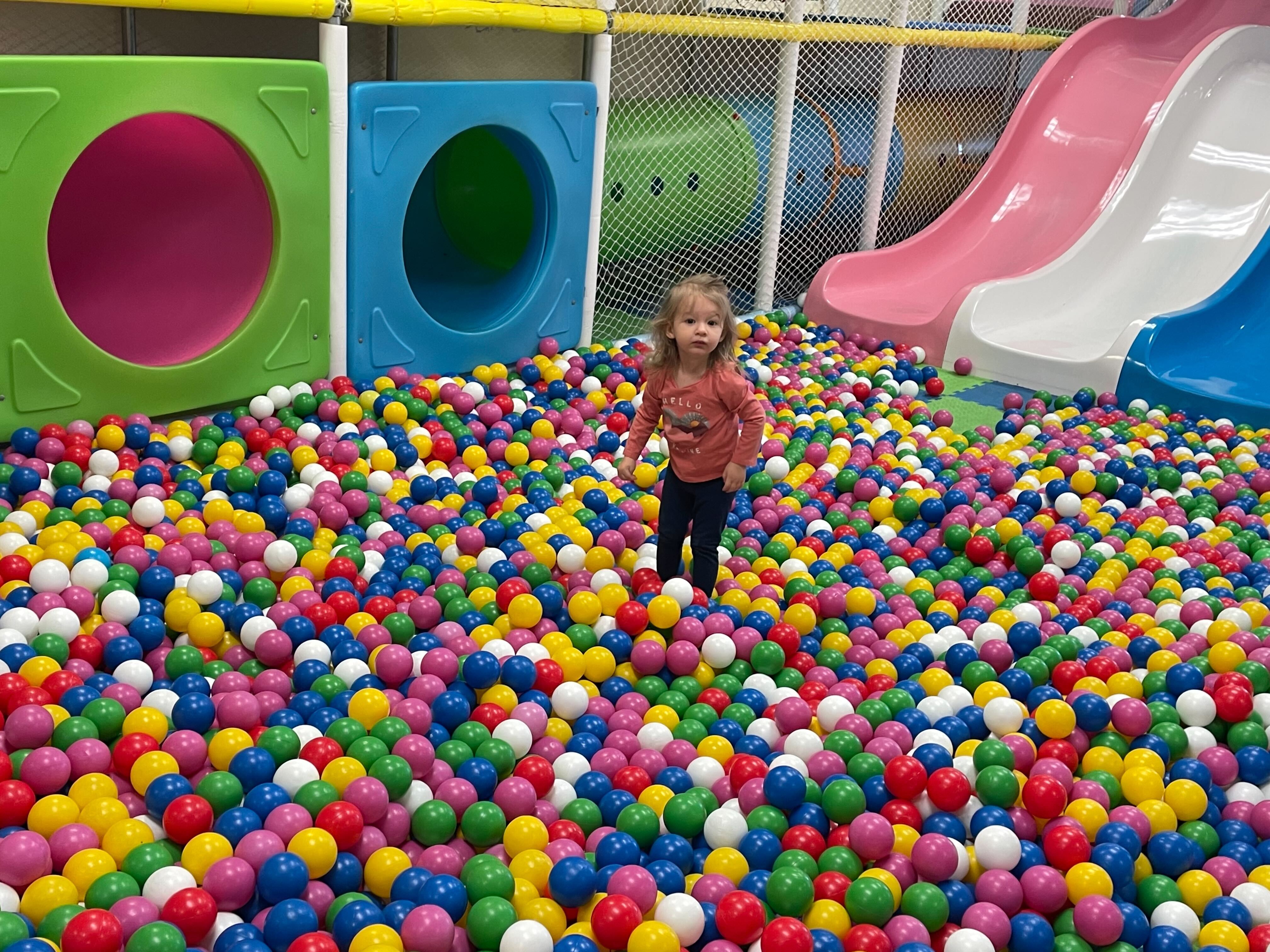 dreamland commercial trampoline park foam pit